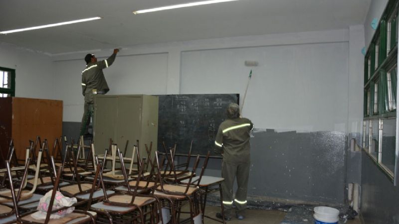 Refacciones en la Escuela Municipal N°2