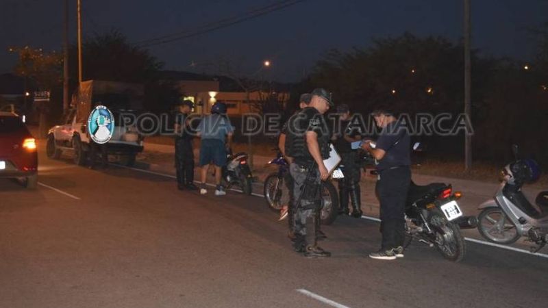 En mega operativo, secuestran motos y arrestan a personas