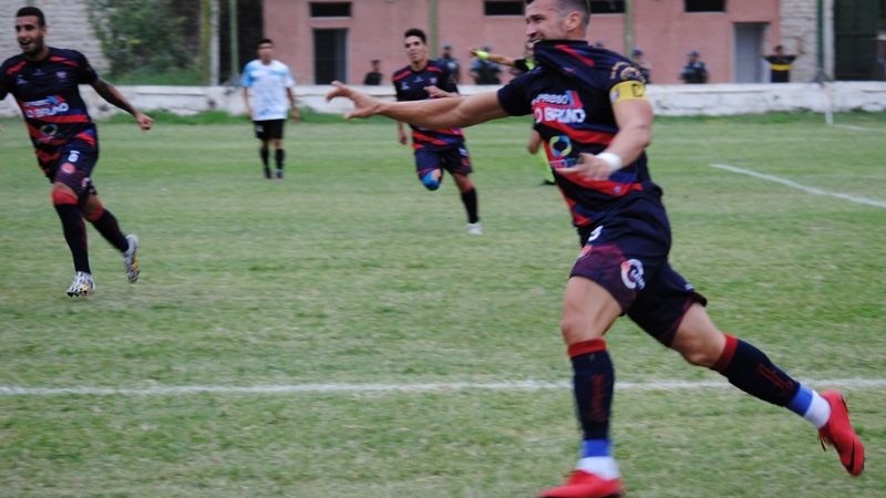 El “Santo” ganó y se acomodó; descendió Aconquija