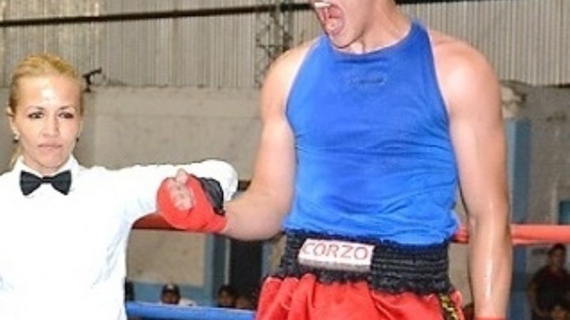 “El Gallo” Agüero empató y sigue reinando en 69 Kg.