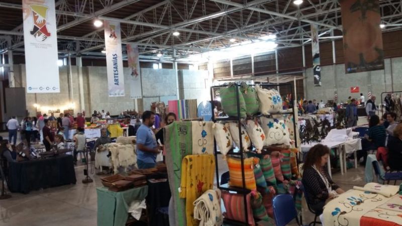 Abren las inscripciones para diseñadores y artistas plásticos