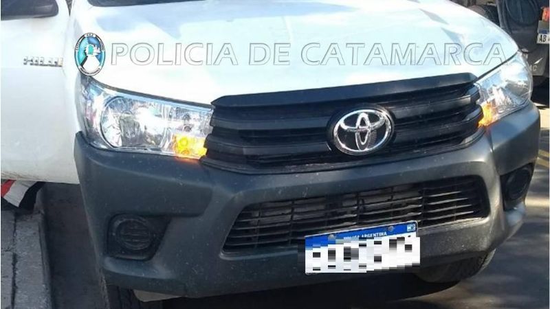 Aprehenden a un joven y secuestran una camioneta requerida por la Justicia