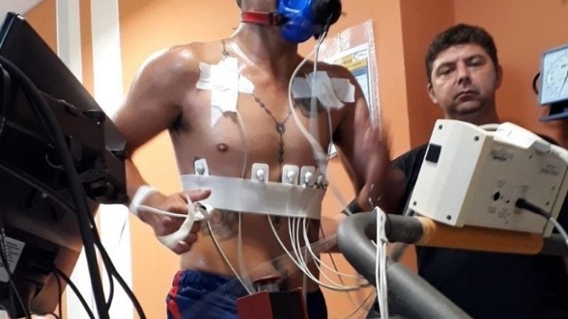 “Johnny” Herrera se prepara en Rendimiento Deportivo