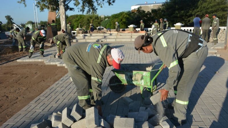 Avanza la recuperación de la plaza 2 de Abril