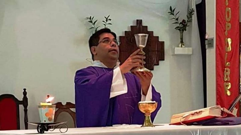 Asume nuevo párraco en Bañado de Ovanta