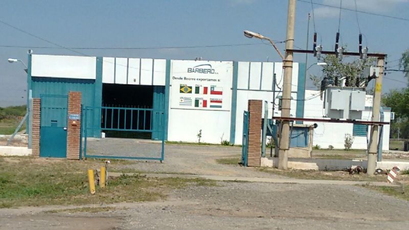 Fabrica Barbero: "así no podemos seguir más, cerramos"