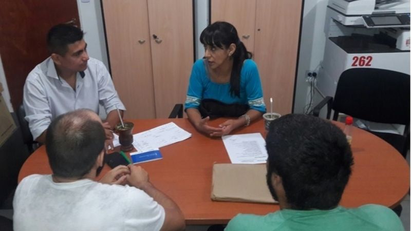 Capacitan a agentes de Tránsito y Guardia Urbana