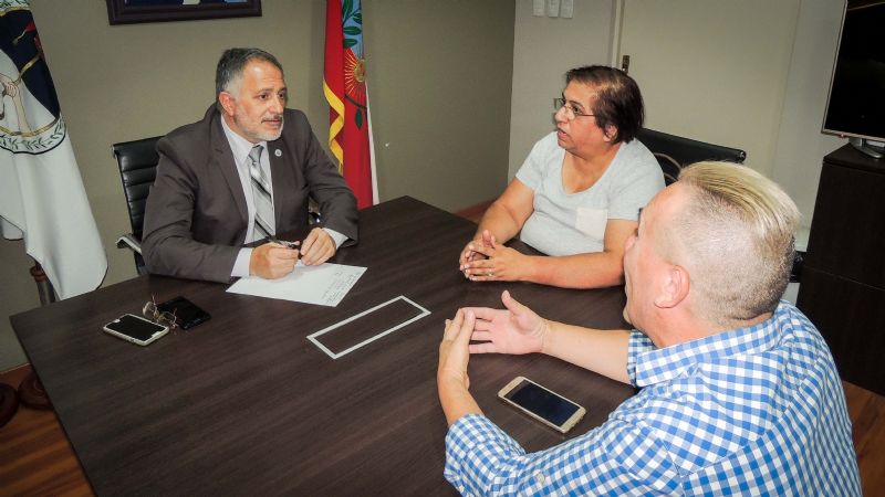 Solá Jais recibió a autoridades de Adultos Mayores