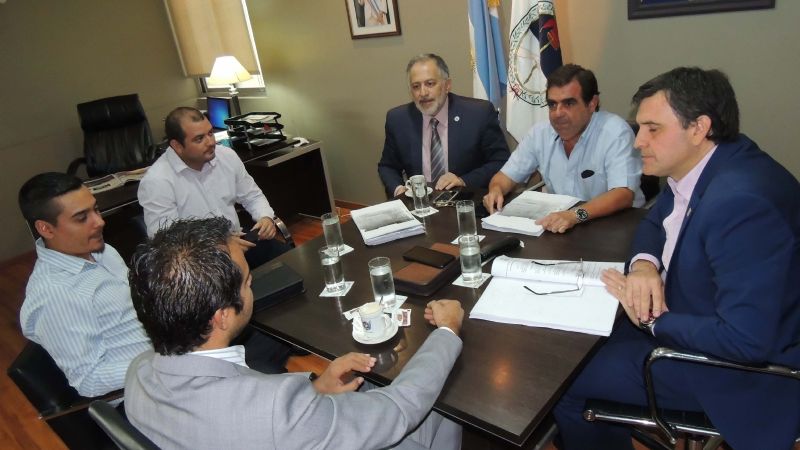 Reunión en el Senado por la Zona Primaria Aduanera