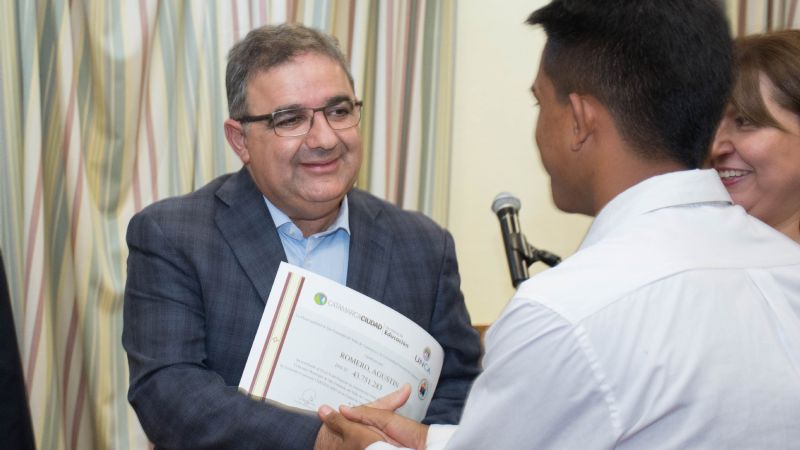 Entregaron certificados a alumnos del SEM
