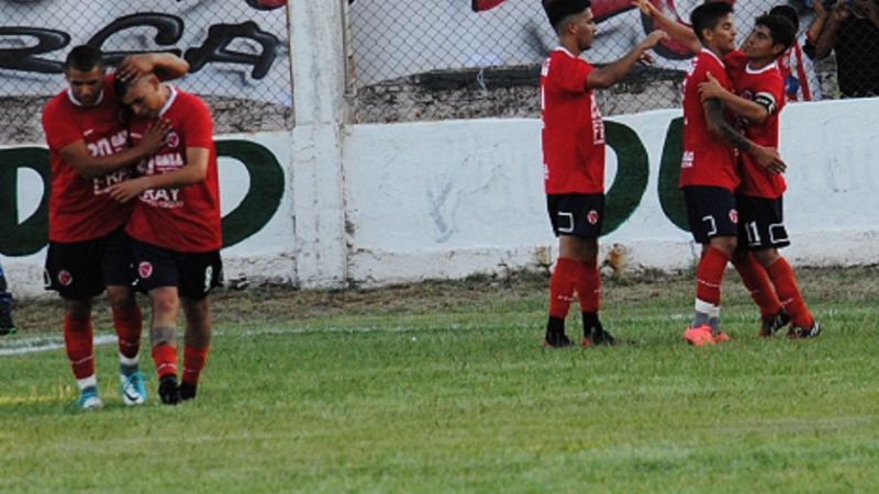 El “Rojito” debe “pescar” a Los Dorados para seguir