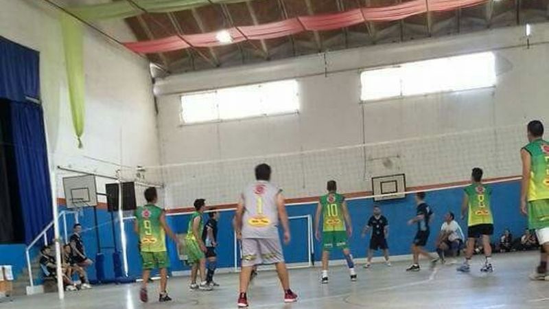 Recreo Voley debutó en Torneo de "Sierras Chicas" en Córdoba