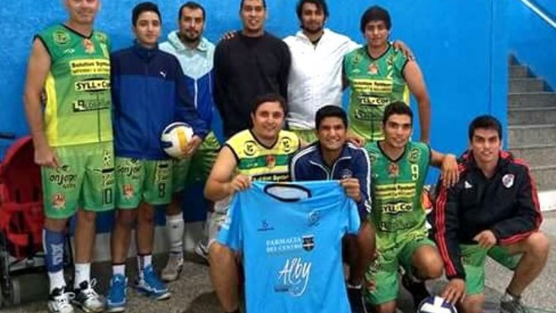 Recreo Voley debutó en Torneo de "Sierras Chicas" en Córdoba