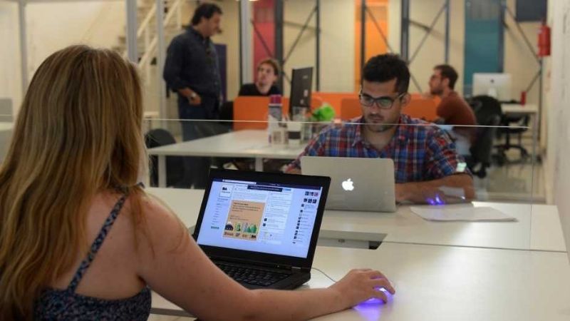 Según INDEC, la desocupación cayó al 7,2%