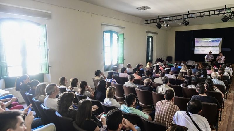 Presentación del nuevo sistema de corrección online de planos