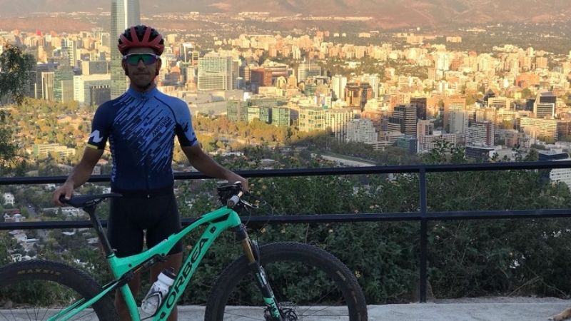 El “Condor” Alvaro Macias vuela en Chile