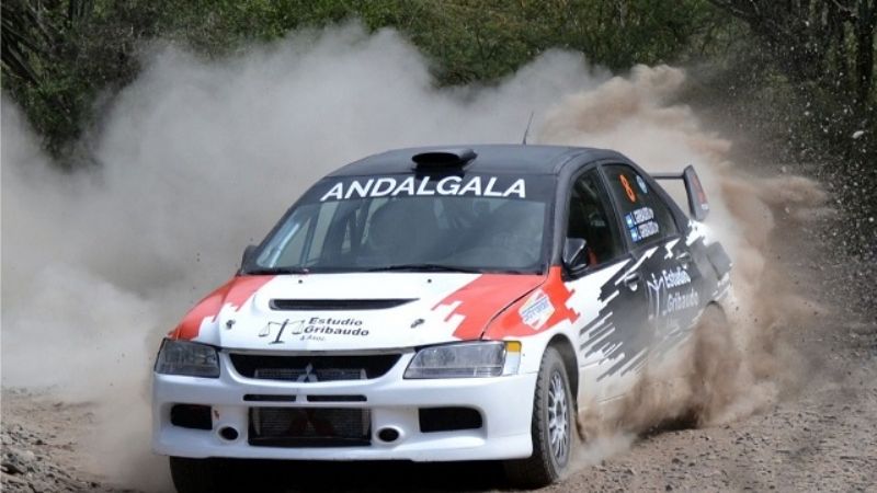 Gribaudo marcha en la punta del Rally de Chumbicha