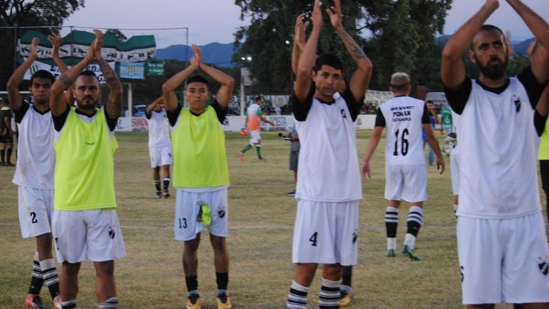 Newbery “voló” más alto que San Martín: 2 a 0