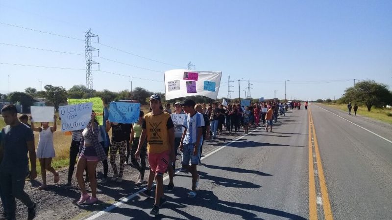 Marcharon pidiendo justicia por el joven atropellado en Quirós
