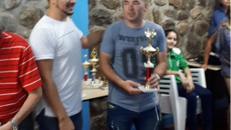 Ocampo y Vals Bulacio ganadores en Abierto de Ajedrez riojano