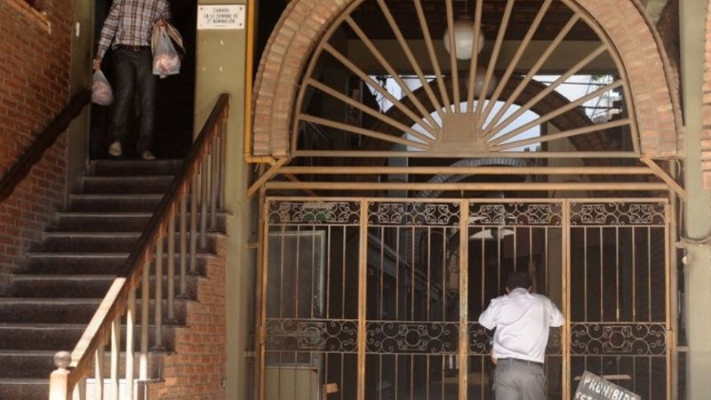 Condenan a 22 años de prisión a padrastro abusador