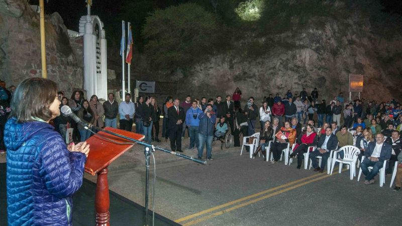 Lucía inauguró una obra que embellece El Rodeo