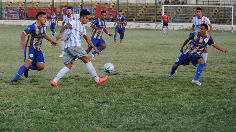 Coronel Daza “frenó” a Vélez y la “Juve” volvió al triunfo