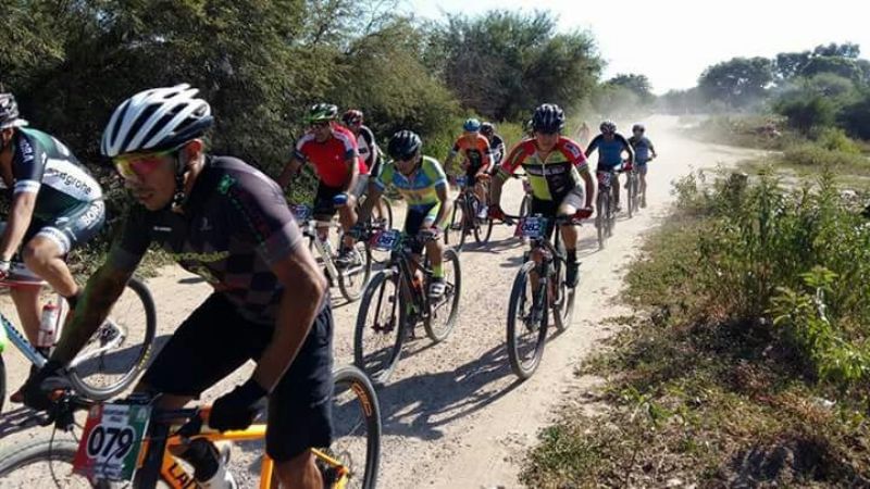 Buen desempeño de los recreínos en el MTB de Frías