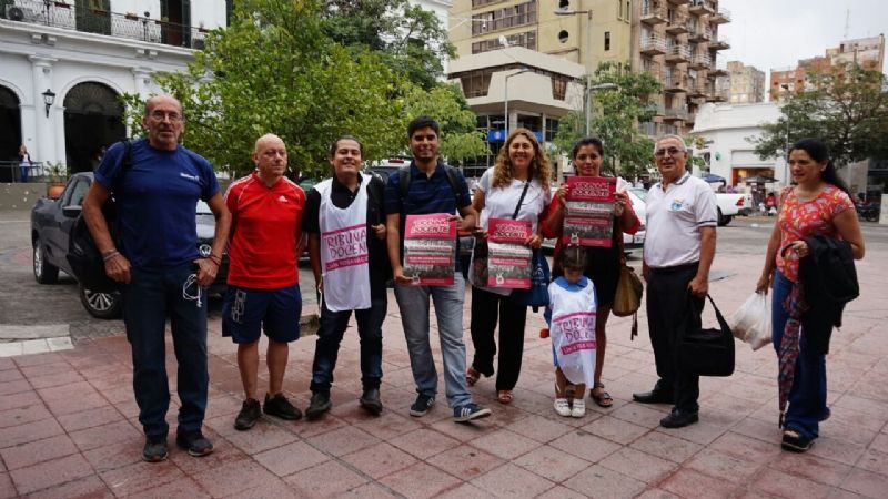 “Tribuna Docente” pide que el sueldo cubra la canasta básica