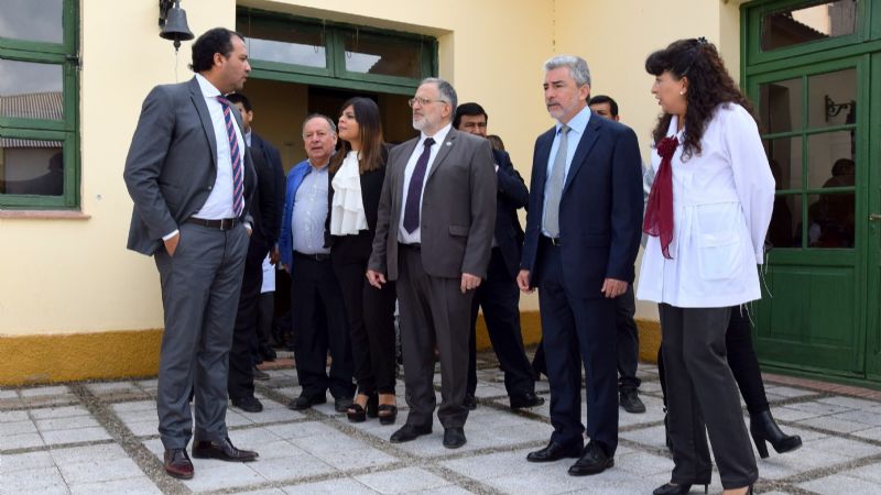 Solá Jais desmintió los abucheos al ministro Gutiérrez