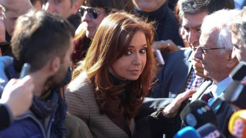 Renunció el fiscal que tenía a su cargo las causas contra Cristina Kirchner