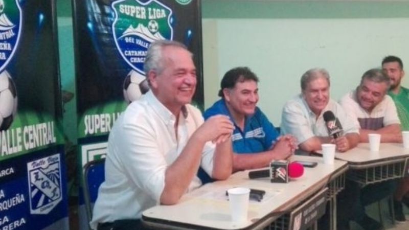 La Superliga del Valle Central con escudo propio