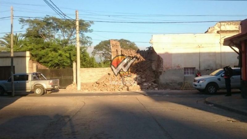 Se derrumbó una vieja casona en Valle Viejo