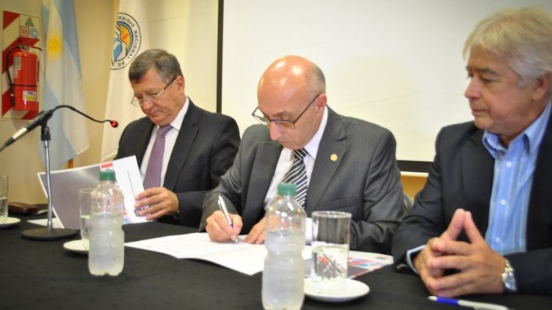 Alumnos de la Facultad de Salud harán sus prácticas en hospitales públicos