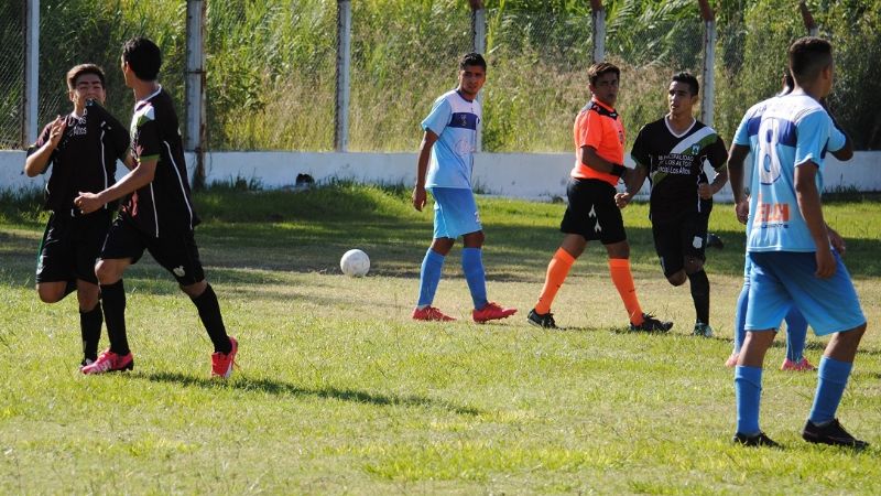 Obreros tuvo su “sábado de gloria” frente a Villa Cubas