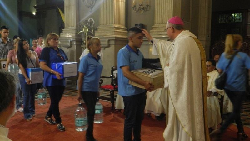 “Jamás pierdan de vista que la Vida  es un don de Dios y deben cuidarla"