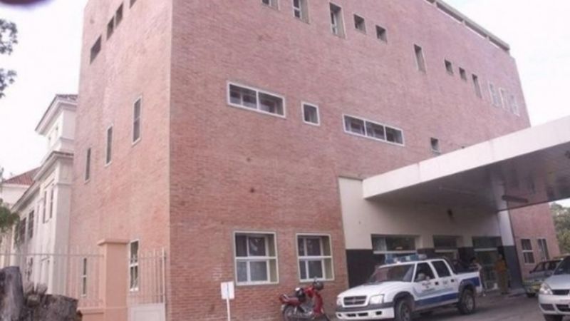 Hospitalizaron a dos menores que consumieron drogas en una escuela