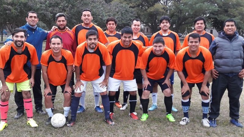 Los Médicos “operaron” a los Contadores: 5 a 2