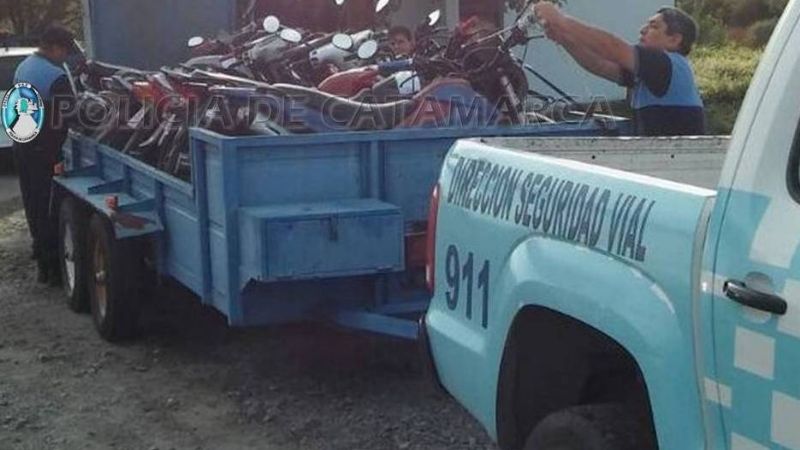 Secuestran 18 vehículos en el puesto caminero de Capayán