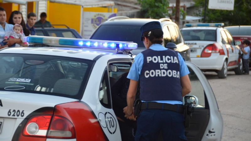Una mujer murió tras quedar aprisionada en el ascensor de un edificio