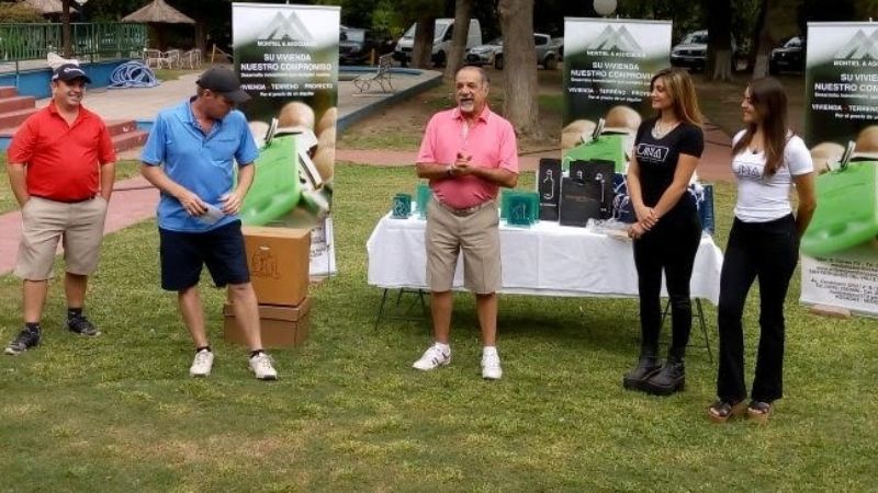 Pasó con éxito el torneo de golf “Montiel y Asociados”
