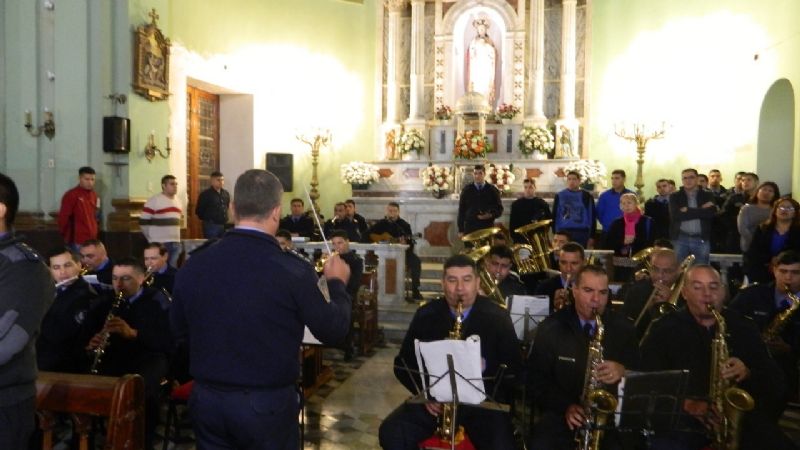 Las fuerzas de Seguridad tributaron honores a la Virgen del Valle