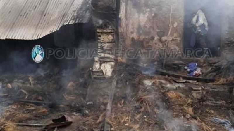 Voraz incendio consumió una vivienda en Ancasti