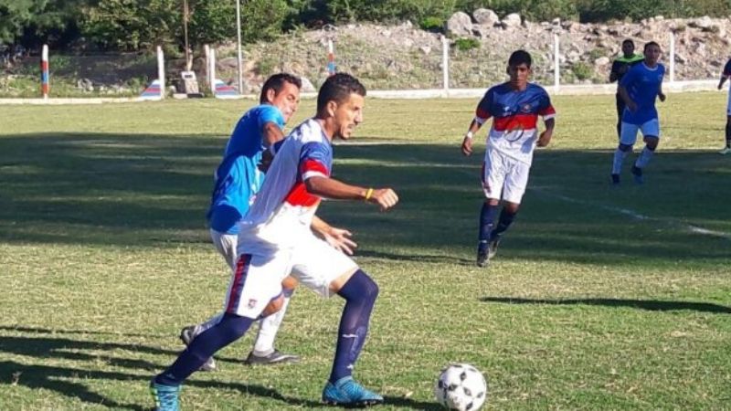 Pirquitas y San Lorenzo (P) en la primera final del Provincial