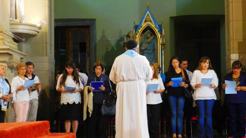 Once personas se consagraron en el homenaje de las comunidades religiosas
