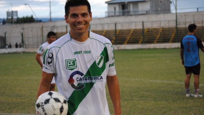 Goleó “Defe” y lidera; ganó “Ferro” y empató “Poli”