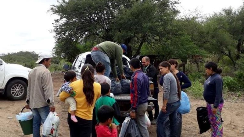El senador Cordero asistió a familia ancasteña