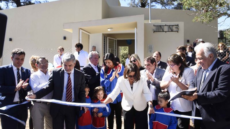 Lucía inauguró un nuevo Jardín de Infantes en Valle Viejo