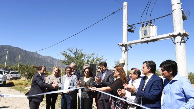 Lucía inauguró un nuevo Jardín de Infantes en Valle Viejo
