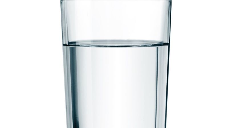 La Anmat prohibió el uso y la comercialización de un filtro de agua para el hogar